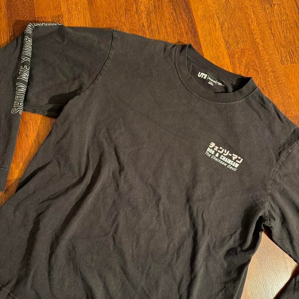 Black long sleeve uniqlo x size m